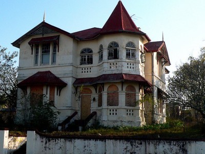 Как выбрать старый дом для покупки